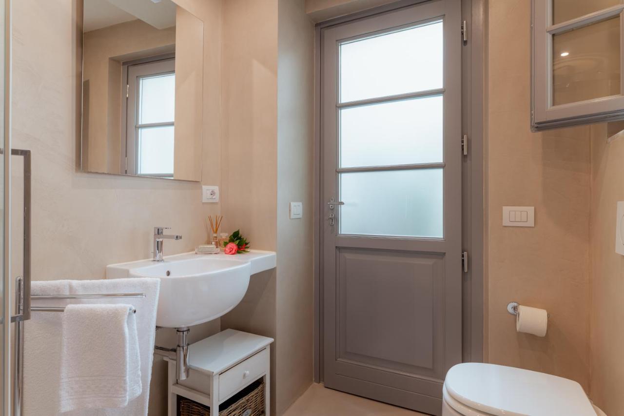 루카 Il Cortile Di Elisa & Our Flats B&B 외부 사진