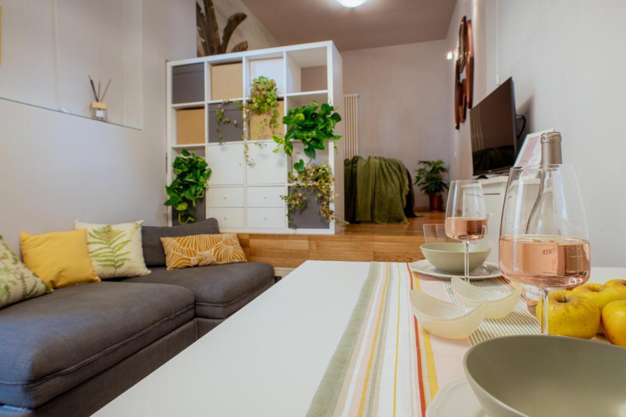 루카 Il Cortile Di Elisa & Our Flats B&B 외부 사진