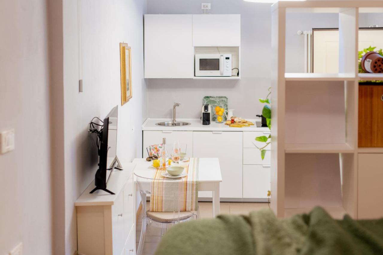 루카 Il Cortile Di Elisa & Our Flats B&B 외부 사진